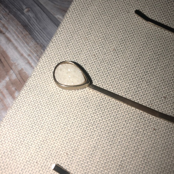 🍀🍀4 for $20🍀🍀NWT Anthropologie zodiac Pisces♓️ - Picture 3 of 4